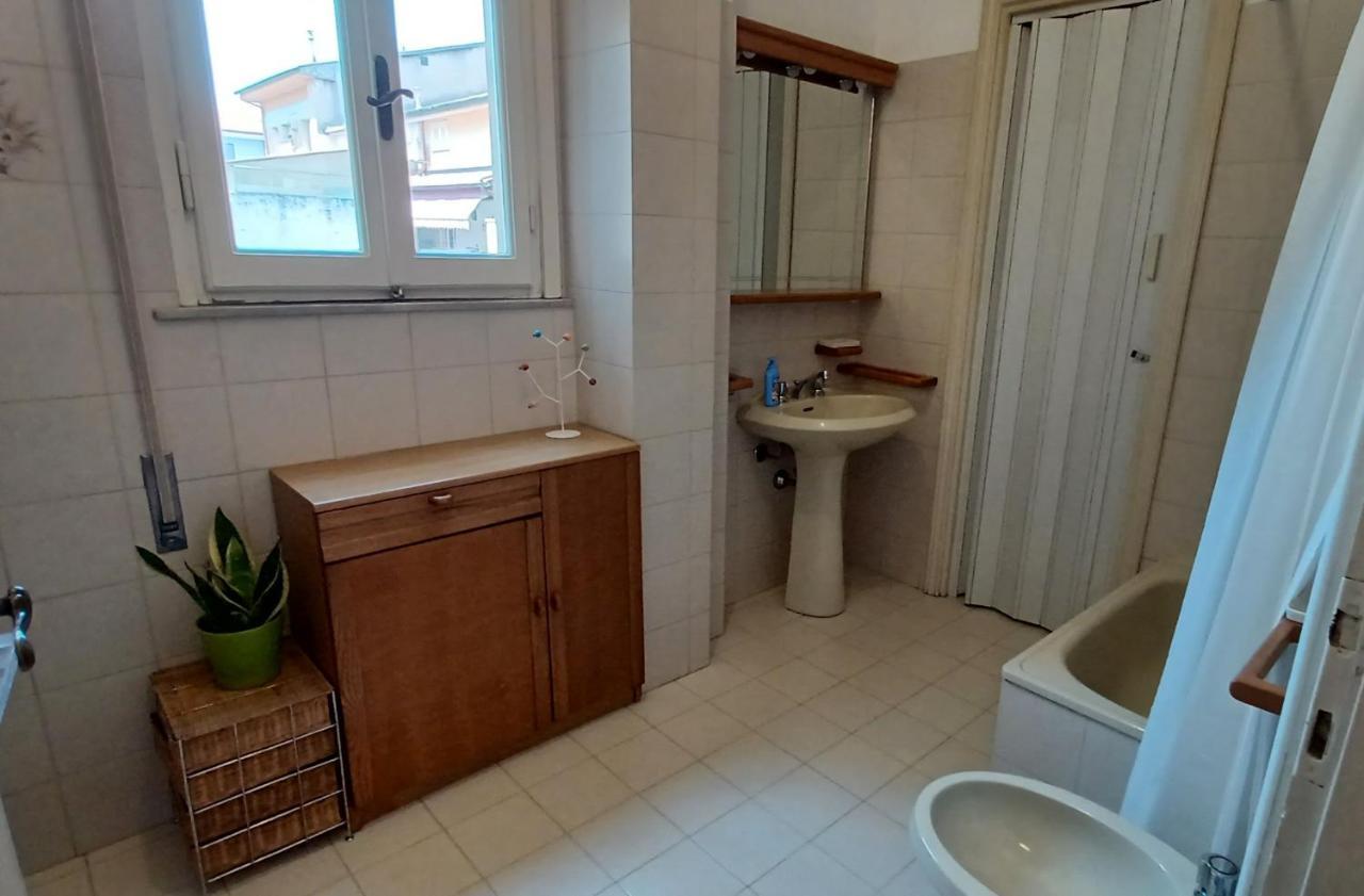 Luminosissimo Appartamento Viareggio Centro Zewnętrze zdjęcie