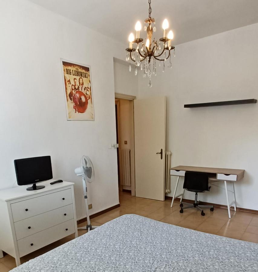 Luminosissimo Appartamento Viareggio Centro Zewnętrze zdjęcie
